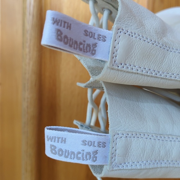 Dr Martens boots - Picture 4 of 13